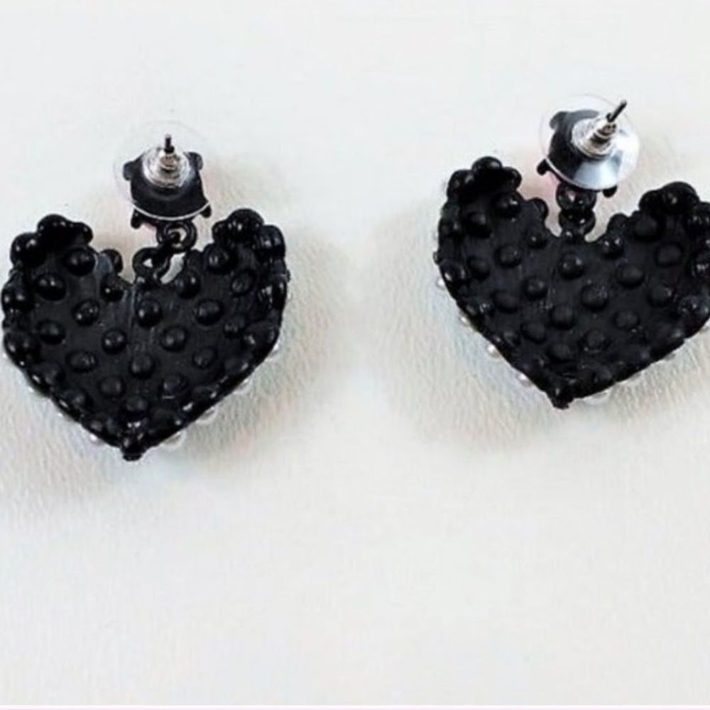 New with tags Betsey Johnson once her land heart-shaped disc drop earrings - Picture 2 of 7